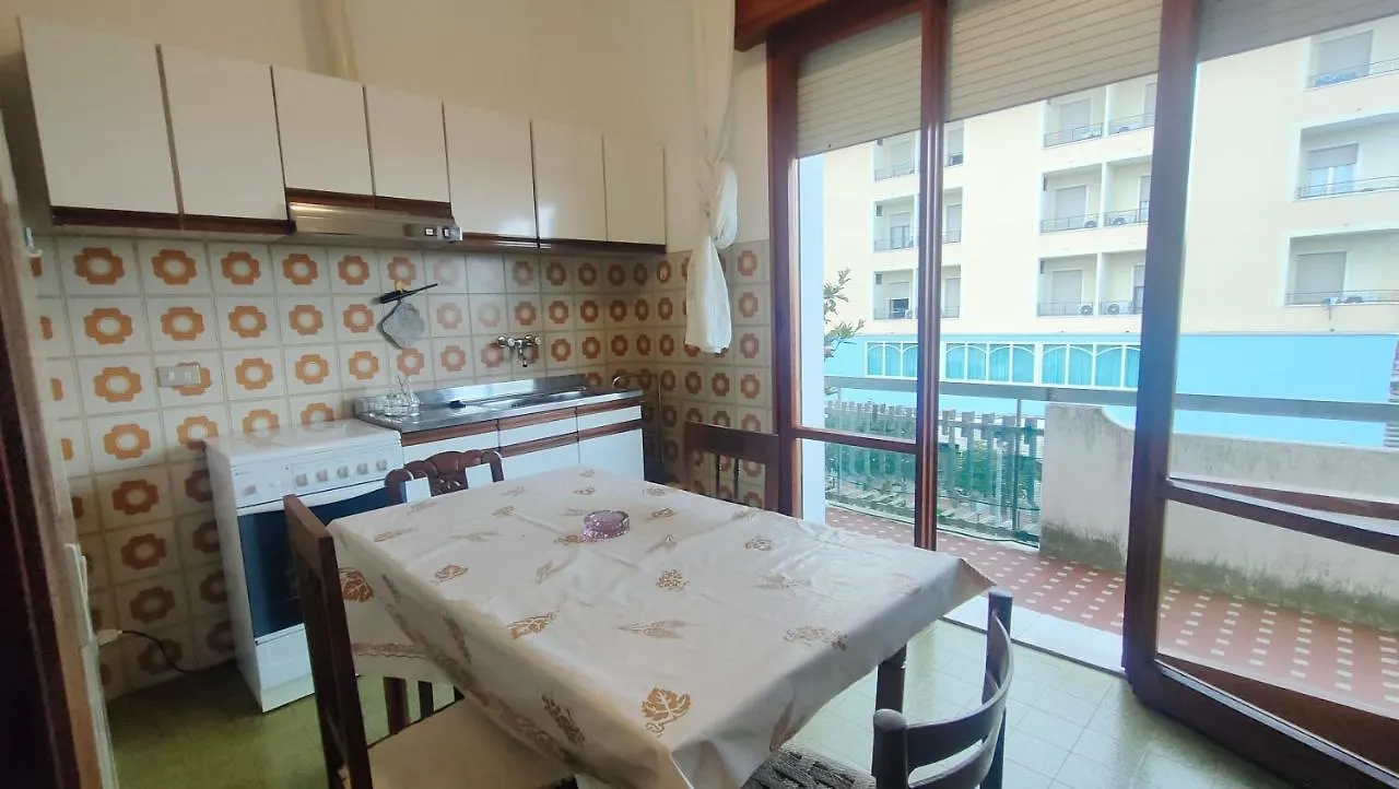 Apartamento Villa Borghesi Fronte Spiaggia Con Parcheggio Privato Rimini Itália