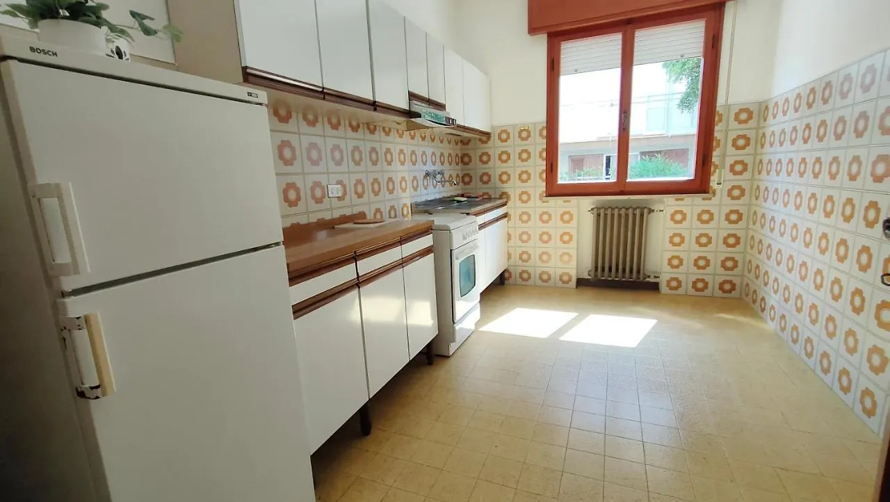 Villa Borghesi Fronte Spiaggia Con Parcheggio Privato Rimini Apartamento