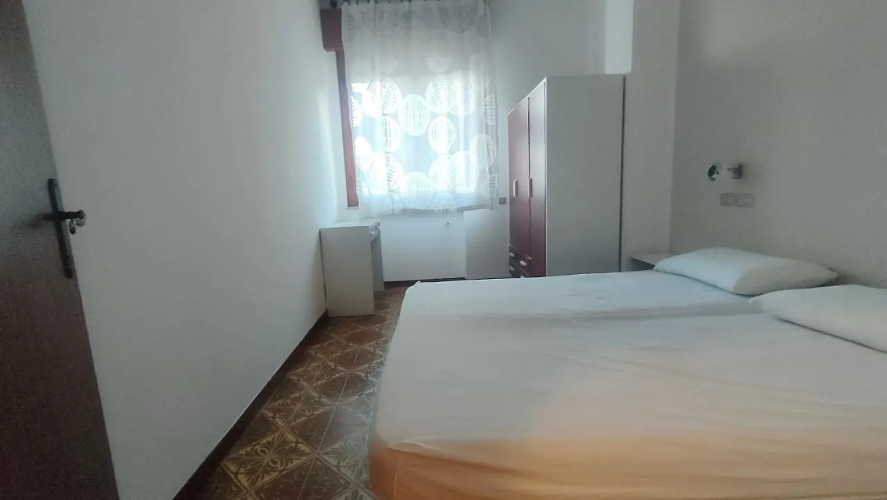 Villa Borghesi Fronte Spiaggia Con Parcheggio Privato Rimini 0*,