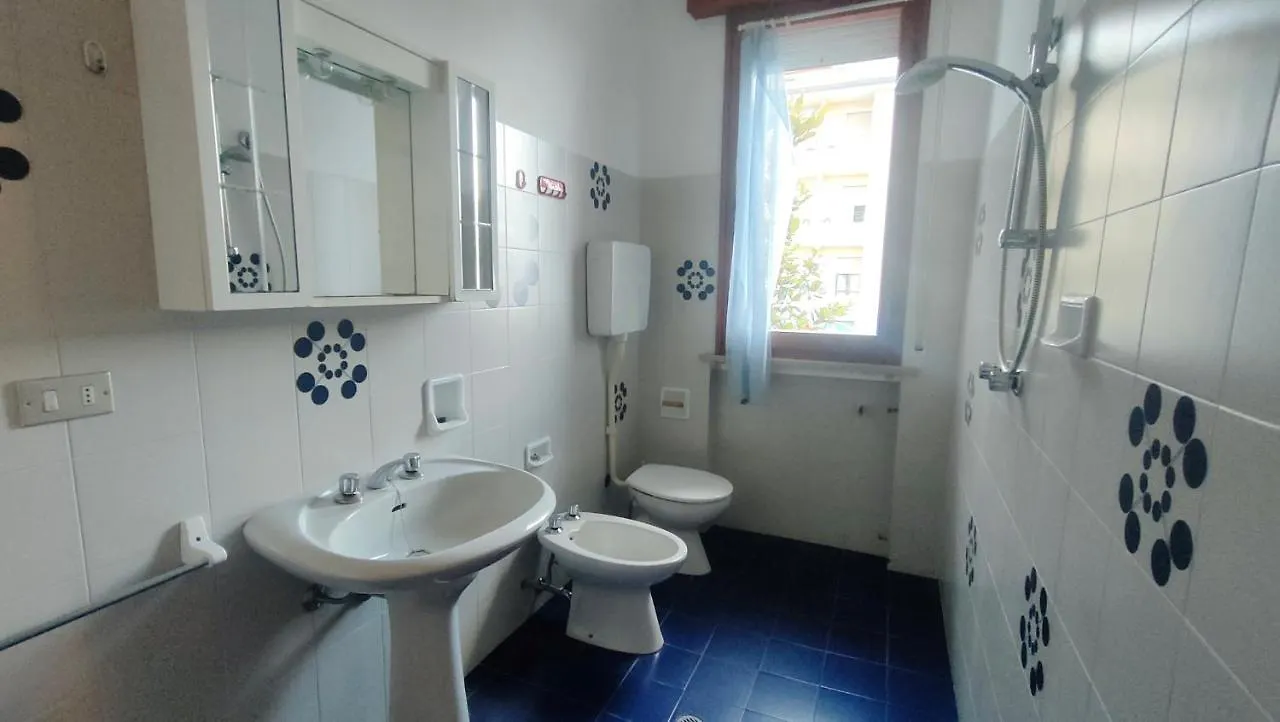 Villa Borghesi Fronte Spiaggia Con Parcheggio Privato Rimini Appartement
