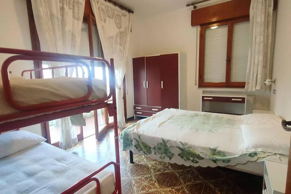 Villa Borghesi Fronte Spiaggia Con Parcheggio Privato Rimini Italië