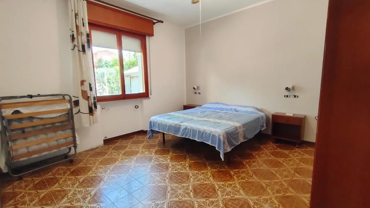 Villa Borghesi Fronte Spiaggia Con Parcheggio Privato Rimini 0*,